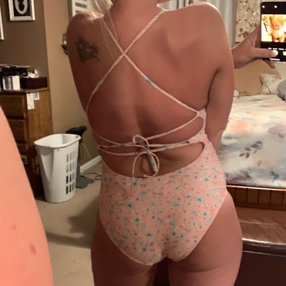 Dainty Peach Floral one piece swimsuit - Picture 6 of 14